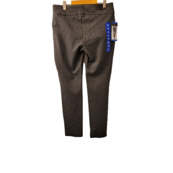 Dalia Women's comfort sits at the waist narrow leg pants - Picture 5 of 7